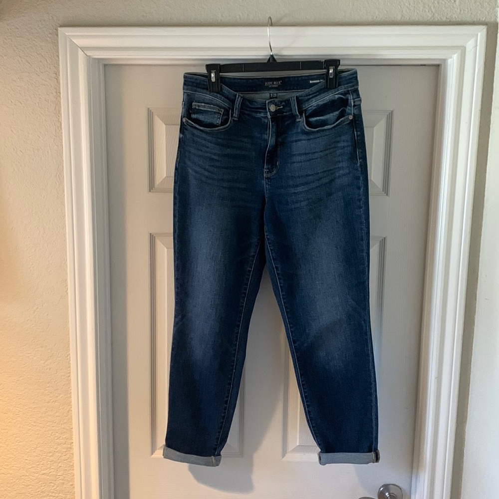 JUDY BLUE boyfriend fit jeans